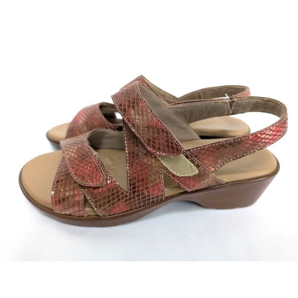 Munro Sandal Mary Jane Brown Snake Print Wedge Adjustable Strap Shoes Sz 6M - Picture 2 of 8